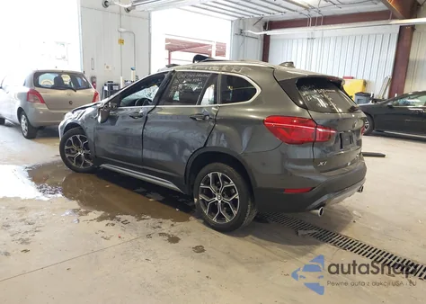 2022 BMW X1 xDrive28I z USA, uszkodzony, nr VIN WBXJG9C01N5V23783
